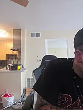 Biggbaddwulf7 online show from June 2026 12:32:02 AM