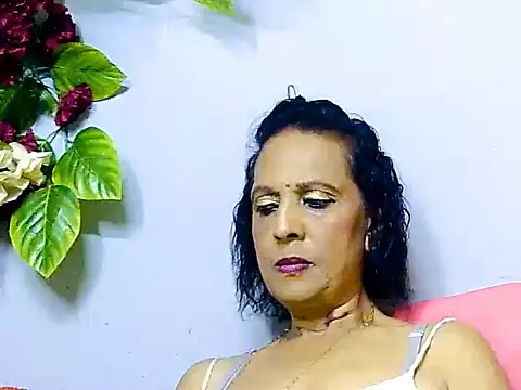 Hot queen58 online show from May 2026 06:49:01 PM