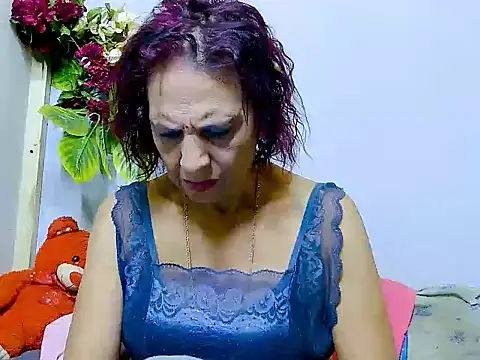 Hot queen58 online show from July 2026 03:48:01 AM