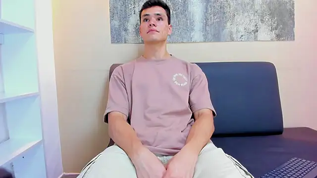 ZANE EVANS online show from June 2026 12:44:02 PM