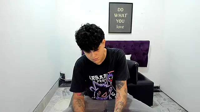 TomBoy Natali online show from May 2026 06:59:01 PM