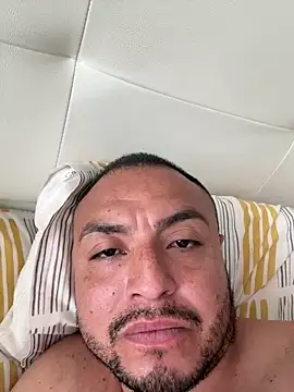 alexandeerr1986 online show from June 2026 01:36:01 PM
