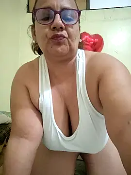 Roxy 77 online show from March 2026 02:39:02 AM