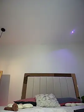 Snapshot of Mia_Becket_ chatting on March 2026 10:32:01 AM Mia Becket online show from March 2026 10:32:01 AM