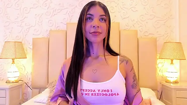 VioletaHills  online show from June 2026 12:37:01 PM