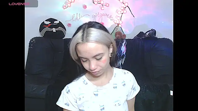 sweet molly420 online show from July 2026 10:38:02 PM