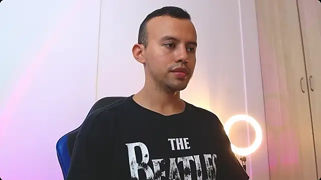 Snapshot of Damian_Wish chatting on March 2026 01:14:01 AM Damian Wish online show from March 2026 01:14:01 AM