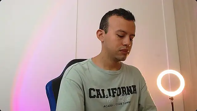 Snapshot of Damian_Wish chatting on March 2026 10:08:02 AM Damian Wish online show from March 2026 10:08:02 AM