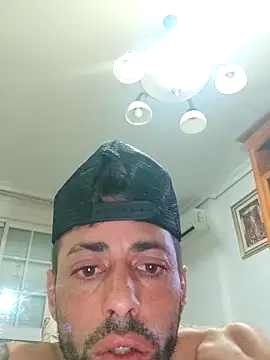 Danilengualoca online show from February 2026 01:06:01 AM