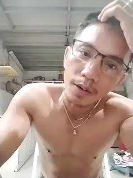 traiwe06 online show from May 2026 08:46:01 PM