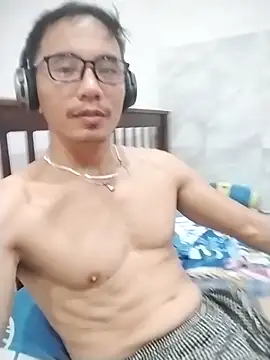 traiwe06 online show from May 2026 10:12:01 AM