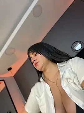 Snapshot of alejandra__garcia chatting on March 2026 11:22:02 PM alejandra garcia online show from March 2026 11:22:02 PM