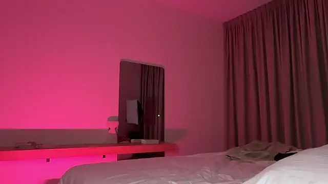 xo madeline online show from May 2026 02:06:02 AM