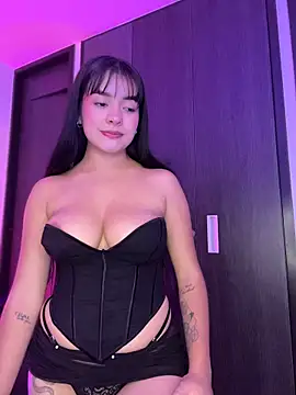 Sophia Wy online show from April 2026 01:10:02 PM