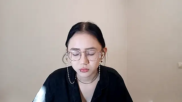SolvedGlobe online show from April 2026 01:41:02 PM