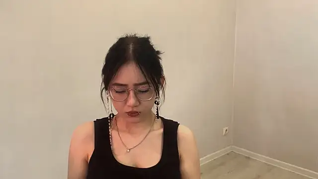 SolvedGlobe online show from May 2026 01:05:01 PM
