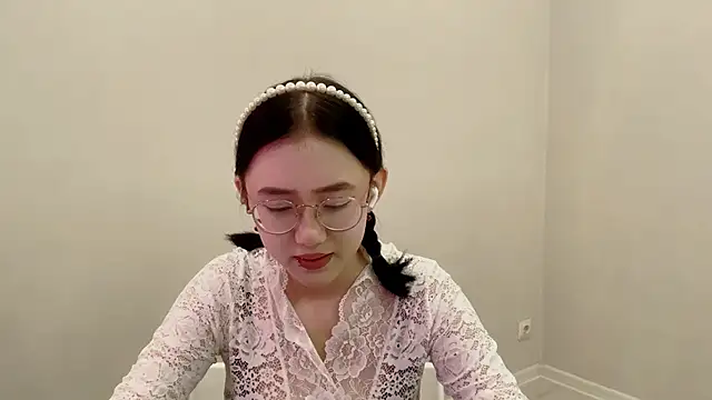 SolvedGlobe online show from May 2026 02:03:01 PM