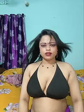 Beauty-3 online show from May 2026 09:00:02 PM