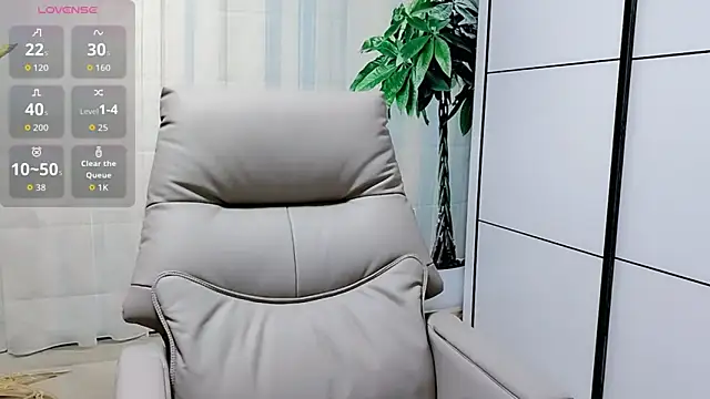 Naomi NN online show from July 2026 11:28:01 PM
