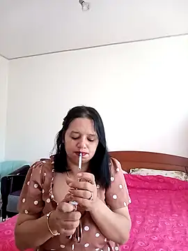 roxana e43 online show from April 2026 11:57:02 AM