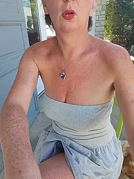 lescoquinsdu40 online show from July 2026 08:44:02 AM