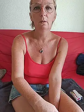 lescoquinsdu40 online show from July 2026 09:47:02 AM