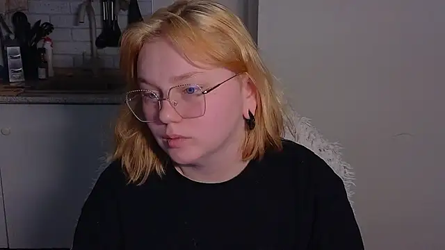 soft focus online show from May 2026 04:54:01 AM