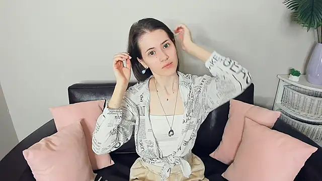 OdiIiaChavarria online show from March 2026 06:43:02 AM