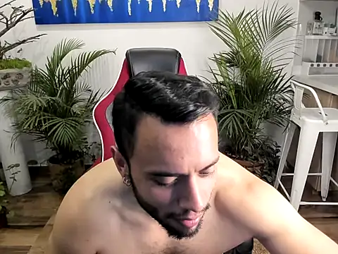 Snapshot of Luigi_Money chatting on March 2026 12:56:02 AM Luigi Money online show from March 2026 12:56:02 AM