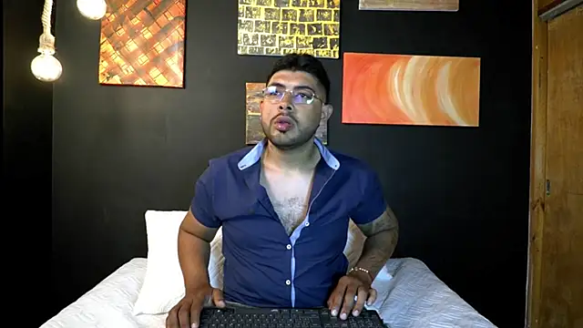 Snapshot of ashwin_koch chatting on March 2026 03:01:02 AM ashwin koch online show from March 2026 03:01:02 AM