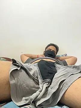 Snapshot of the_guy_u_desire chatting on March 2026 05:10:02 PM the guy u desire online show from March 2026 05:10:02 PM