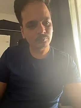Snapshot of the_guy_u_desire chatting on August 2026 05:06:02 AM the guy u desire online show from August 2026 05:06:02 AM