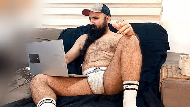 Barba Negra Fumador online show from July 2026 08:42:01 AM