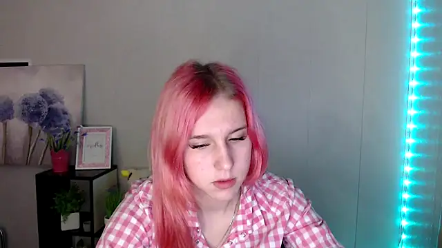 Scarlett lil online show from April 2026 07:28:01 AM