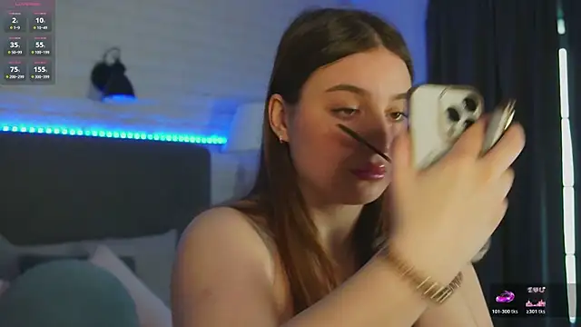 Nicole De Lux online show from April 2026 05:52:01 AM