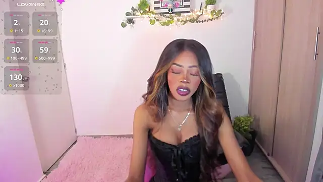 Snapshot of ariabrown23 chatting on May 2026 12:59:02 AM ariabrown23 online show from May 2026 12:59:02 AM