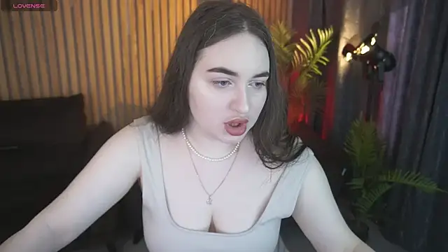 RapunzelAngel online show from May 2026 05:46:01 AM