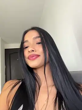 Bella Smithe online show from June 2026 05:02:02 PM