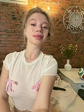 BellaSuns online show from July 2026 10:58:02 PM