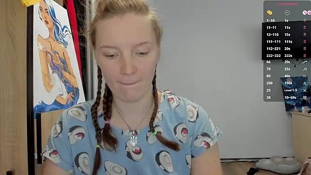 Mary Blu online show from October 2025 09:07:02 AM