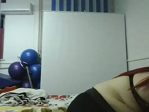 RedHair BrunetJhon online show from May 2026 07:30:02 PM