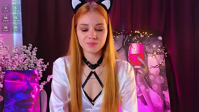AmyLindsey online show from May 2026 07:17:01 AM