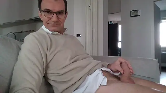 Snapshot of Alex1970-IT chatting on March 2026 01:40:02 PM Alex1970-IT online show from March 2026 01:40:02 PM