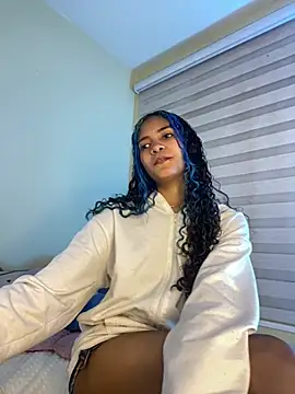 Franchezcaa  online show from July 2026 05:44:01 PM