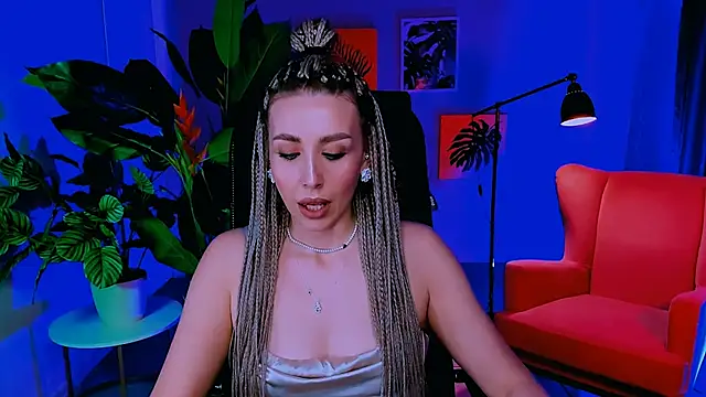 Snapshot of MonicaRiley chatting on May 2026 10:20:02 AM MonicaRiley online show from May 2026 10:20:02 AM