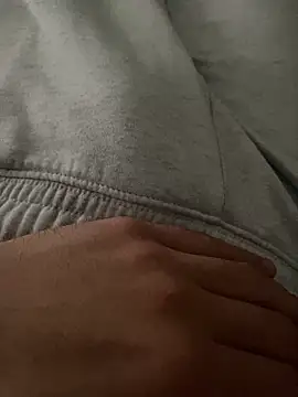 Snapshot of madme998 chatting on March 2026 03:05:01 PM madme998 online show from March 2026 03:05:01 PM