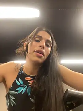 Snapshot of sweetwanda chatting on May 2026 05:31:01 PM sweetwanda online show from May 2026 05:31:01 PM