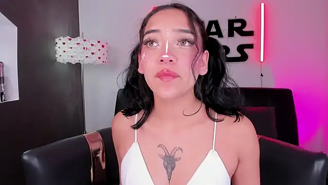 foxy hannah online show from July 2026 11:05:02 AM