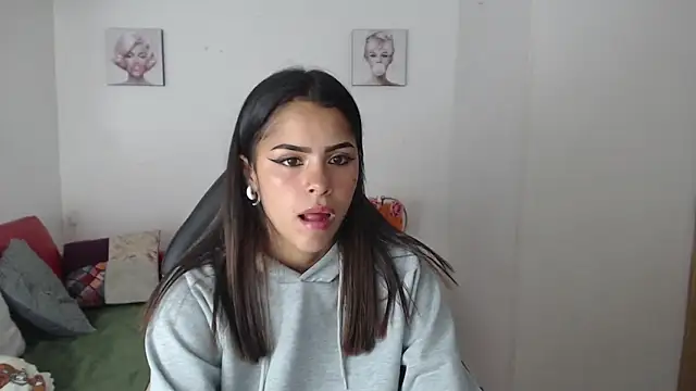  chloe 1 online show from March 2026 07:26:01 PM