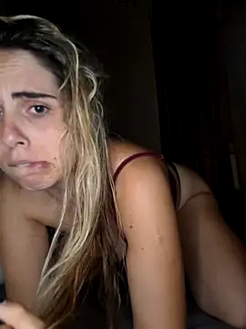 Emilyvuxa online show from May 2026 07:09:02 PM